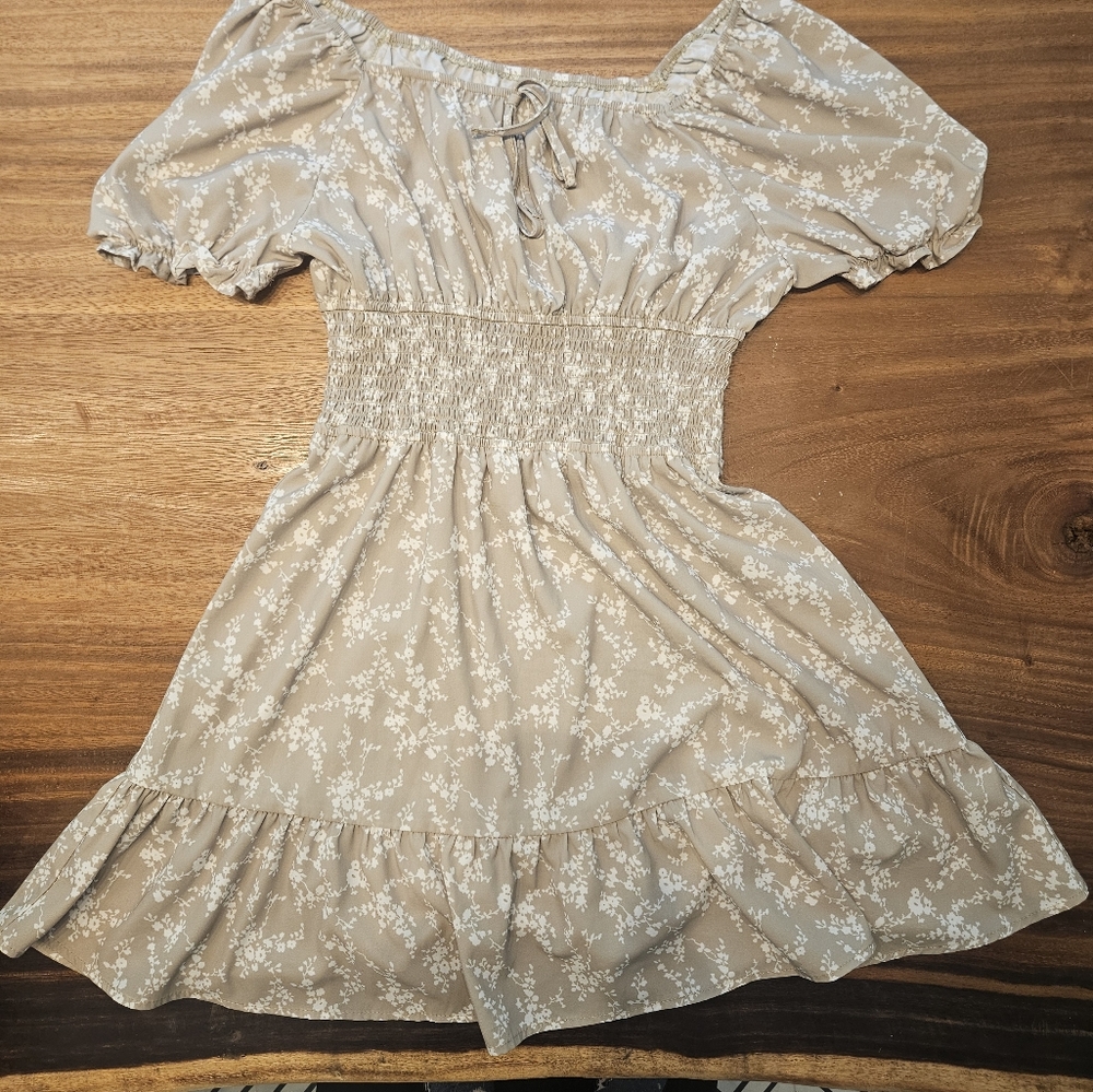 Light Green Cute Puff Sleeve Floral Dress